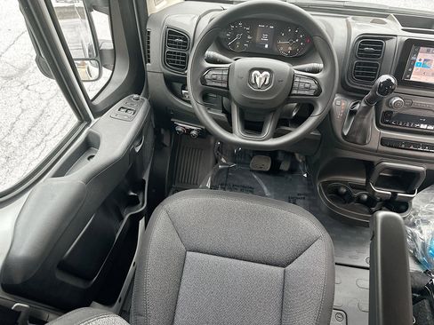 Used 2024 RAM ProMaster 2500 w/ Safety Group image 29