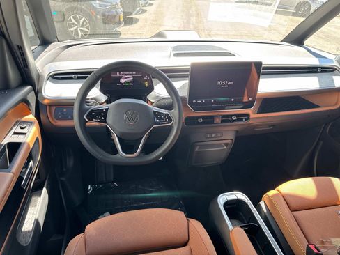 New 2025 Volkswagen ID. Buzz Pro S Plus image 10