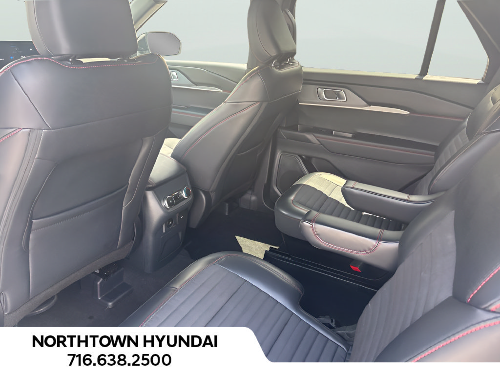 Used 2026 Ford Explorer ST-Line AWD/4WD image 13