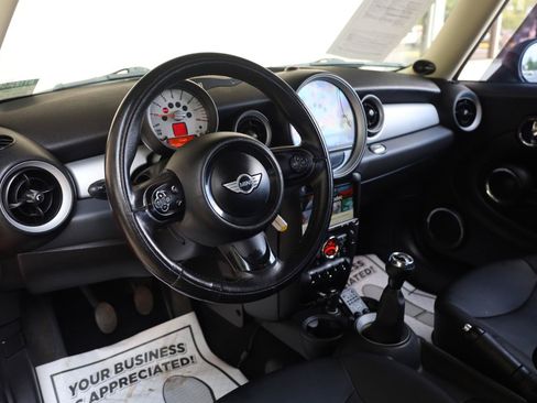 Used 2011 MINI Cooper Hardtop FWD image 13