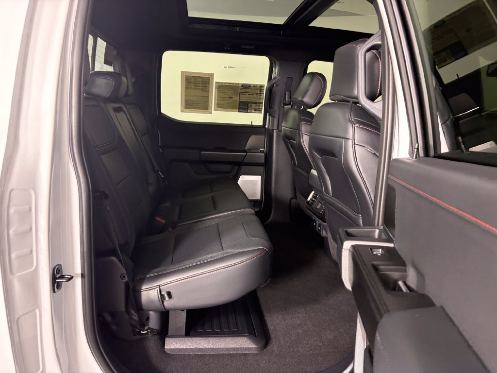 Used 2025 Ford F150 Raptor AWD/4WD image 35