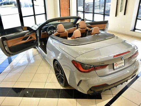 Used 2023 BMW 440i xDrive M440i xDrive w/ Premium Package image 12