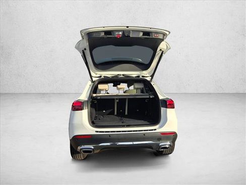 Certified 2025 Mercedes-Benz GLA 250 image 7