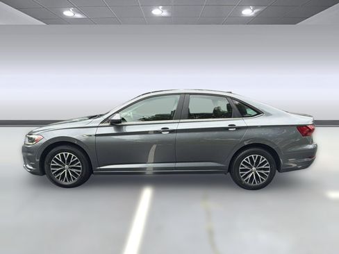 Used 2019 Volkswagen Jetta SEL FWD image 2