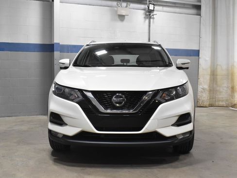 Used 2020 Nissan Rogue Sport SV w/ Technology Package FWD image 29
