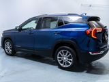 Used 2022 GMC Terrain SLT w/ Infotainment Package II image 2