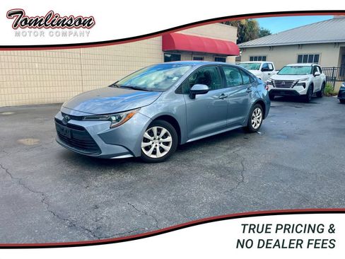 Used 2024 Toyota Corolla LE FWD image 1
