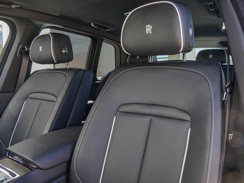New 2026 Rolls-Royce Cullinan image 22