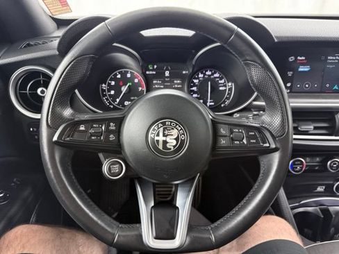 Used 2023 Alfa Romeo Stelvio Ti AWD/4WD image 24