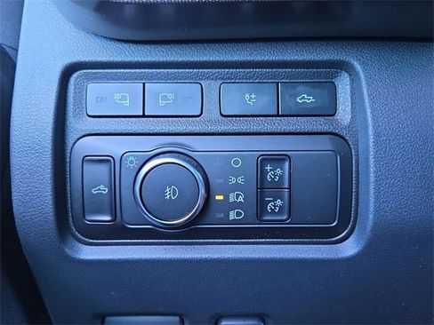 Used 2024 Ford F250 Platinum image 26