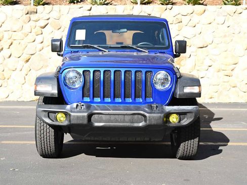 Used 2019 Jeep Wrangler Unlimited Sport S image 3