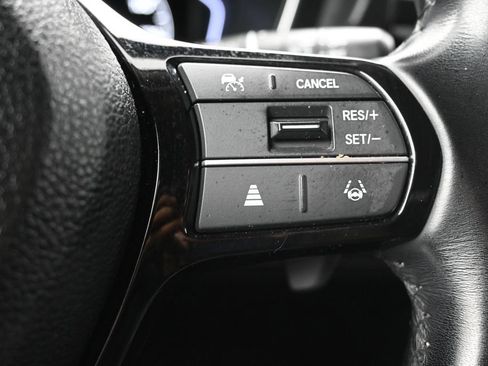 Used 2023 Honda Pilot Touring image 18