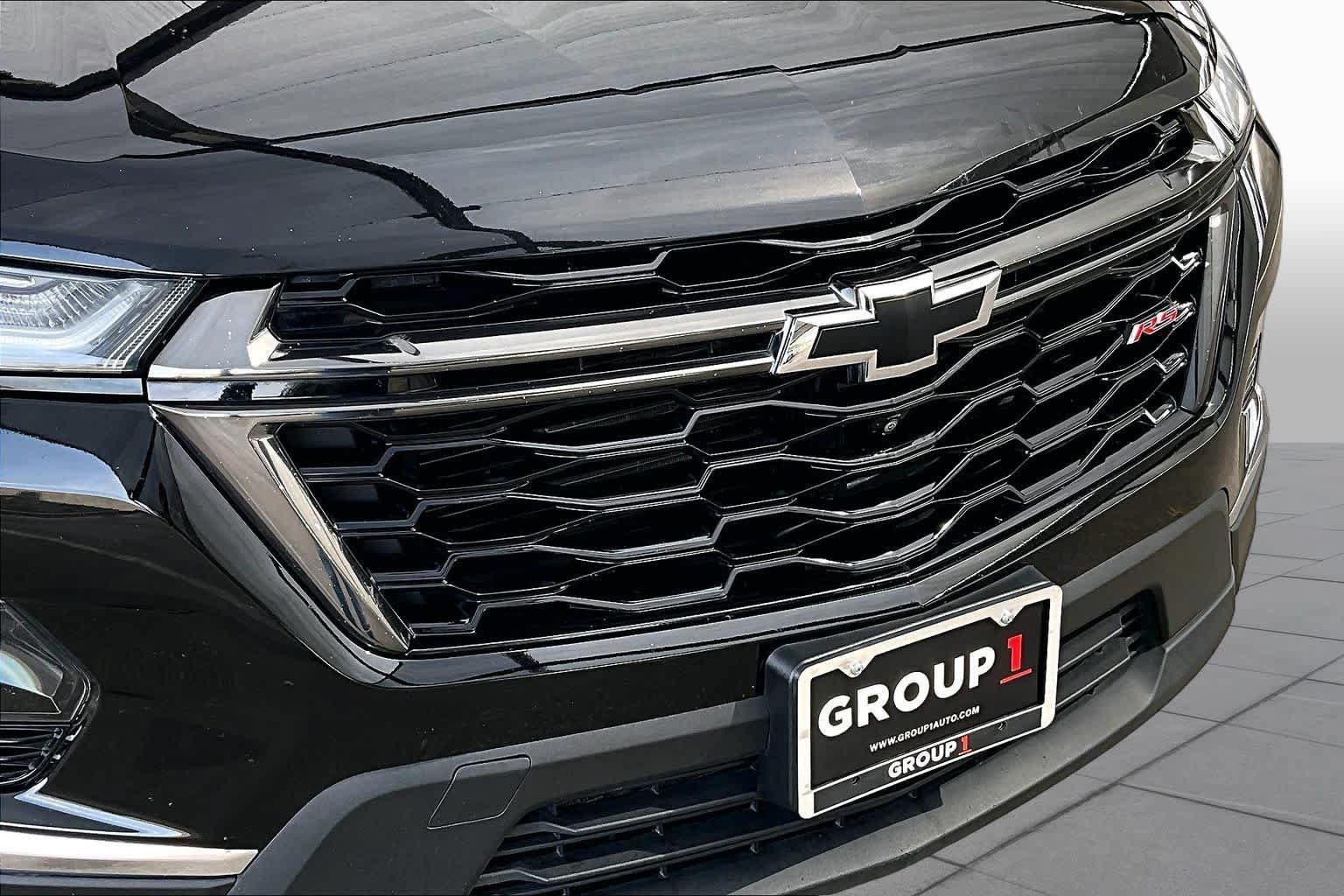 Used 2023 Chevrolet Traverse RS FWD image 29