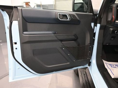 New 2025 Ford Bronco Heritage Edition image 10