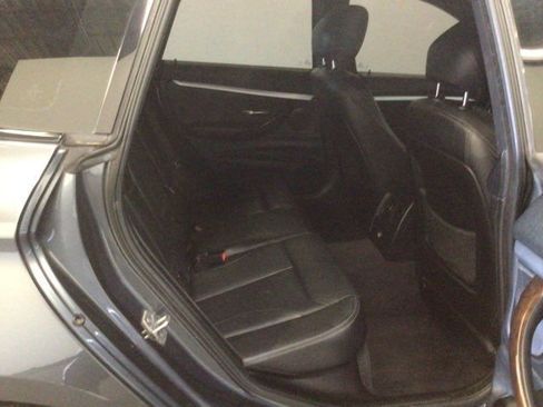 Used 2017 BMW 330i Gran Turismo xDrive image 15