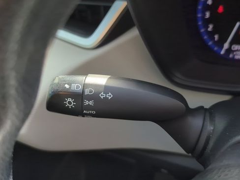 Used 2022 Toyota Corolla LE FWD image 16