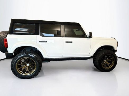 Used 2021 Ford Bronco Black Diamond w/ Sasquatch Package AWD/4WD image 6