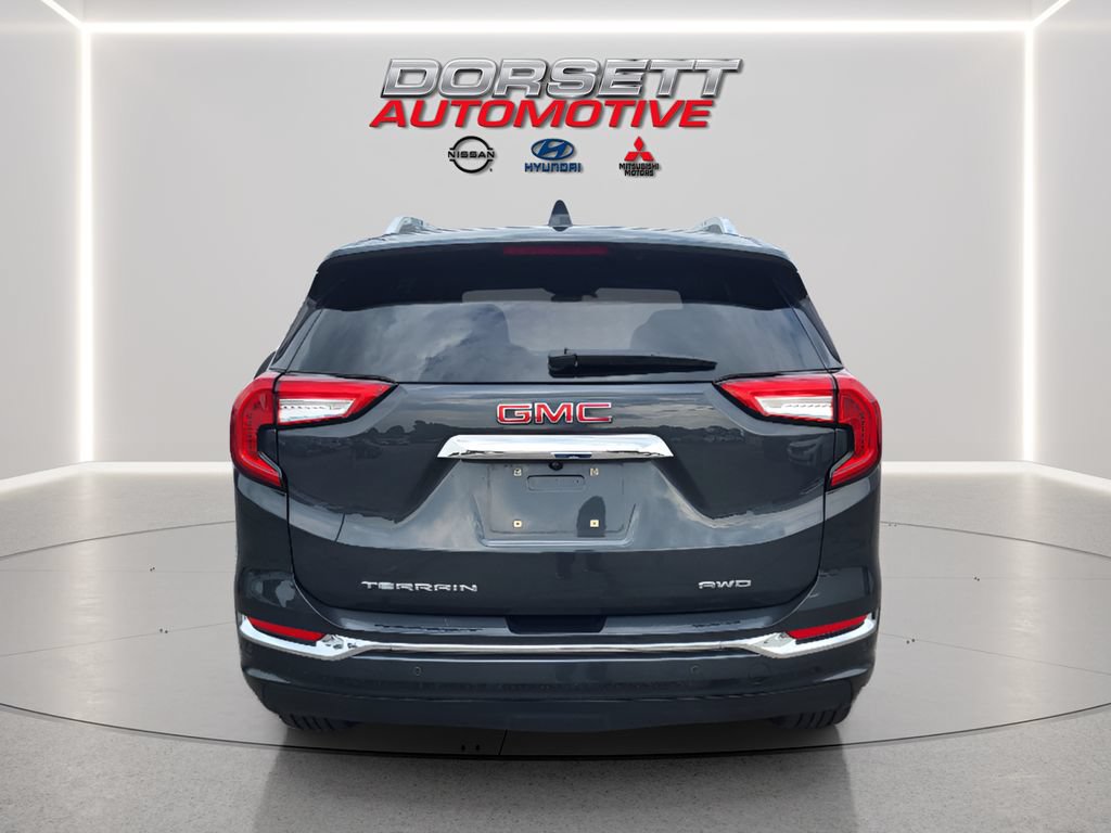 Used 2022 GMC Terrain Denali w/ Denali Premium Package AWD/4WD image 7