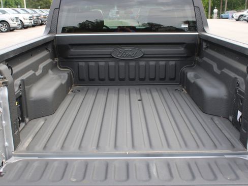 Used 2023 Ford Maverick XLT w/ XLT Luxury Package FWD image 13