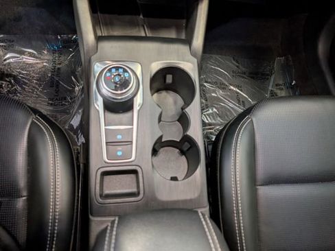 Used 2024 Ford Escape Platinum AWD/4WD image 24
