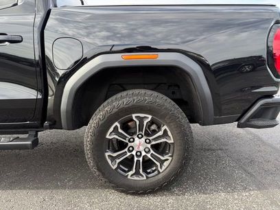 Used 2024 GMC Canyon AT4 w/ Technology Package