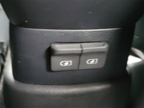 Certified 2024 Nissan Kicks S image 23