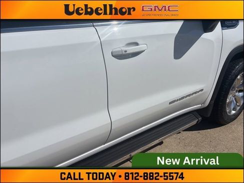Used 2020 GMC Sierra 1500 SLE w/ SLE Value Package image 21