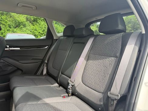 Certified 2024 Kia Seltos S FWD image 10