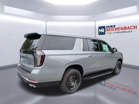 New 2026 Chevrolet Suburban High Country w/ Sun And Tow Package AWD/4WD image 5