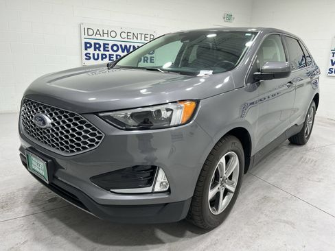 Used 2024 Ford Edge SEL w/ Convenience Package AWD/4WD image 4