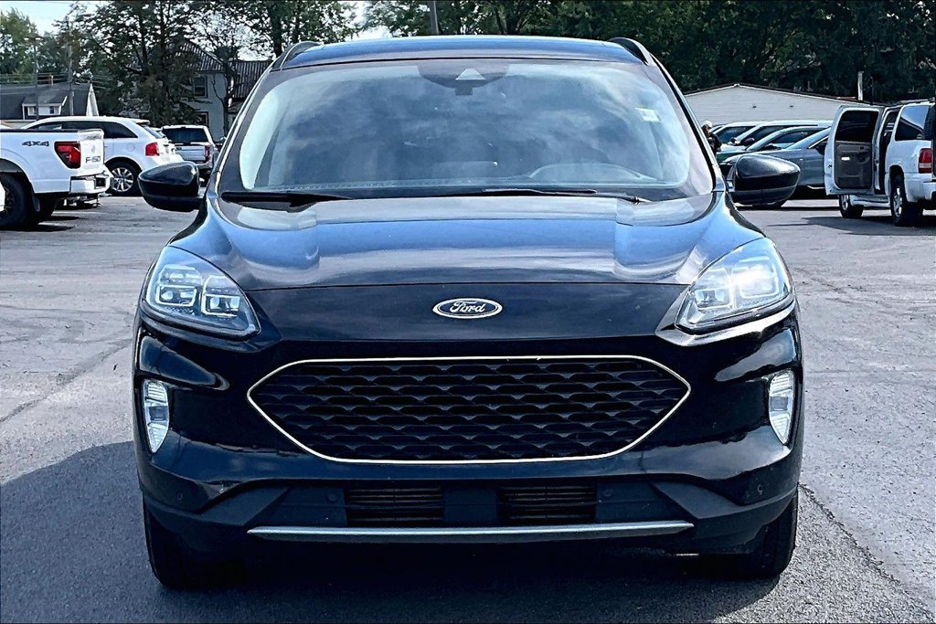 Used 2022 Ford Escape Titanium AWD/4WD image 7