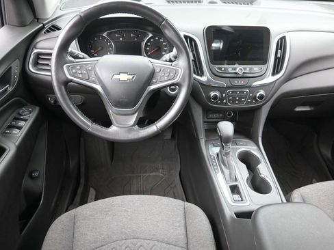 Used 2022 Chevrolet Equinox LT image 13