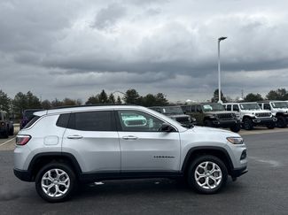 Used 2024 Jeep Compass Latitude w/ Sun and Sound Group video 2