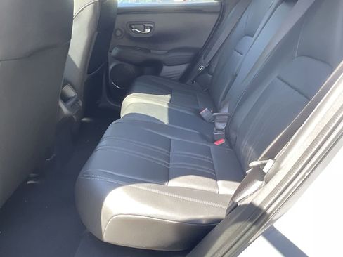 New 2026 Honda HR-V EX-L image 10
