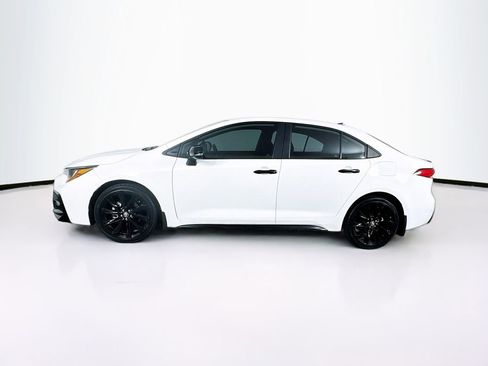Used 2022 Toyota Corolla SE image 6