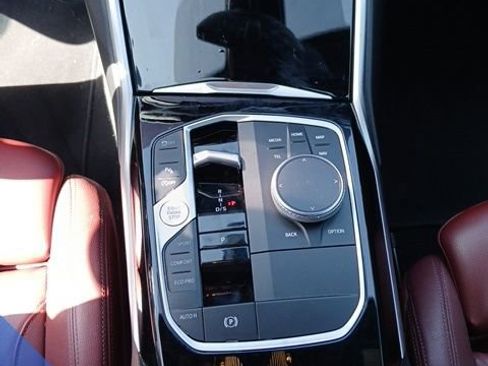 Used 2023 BMW 230i Coupe w/ M Sport Package image 17