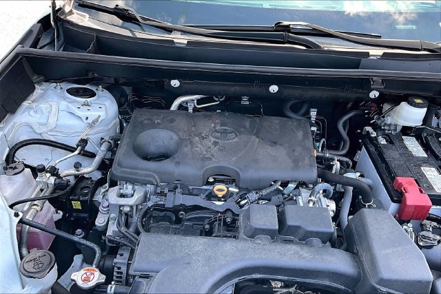 Used 2024 Toyota RAV4 XLE FWD image 36