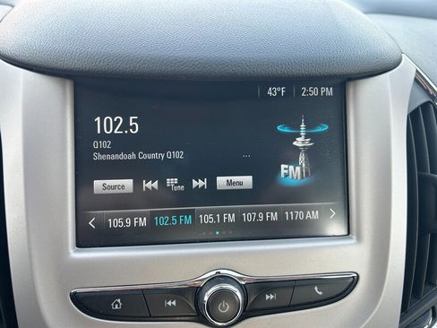 Used 2018 Chevrolet Cruze LS FWD image 13
