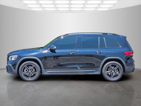 Used 2023 Mercedes-Benz GLB 250 image 3