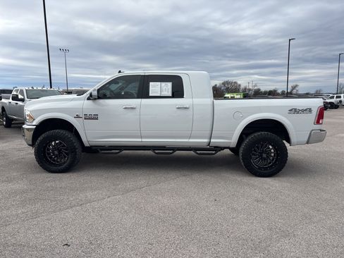 Used 2017 RAM 2500 Laramie image 2