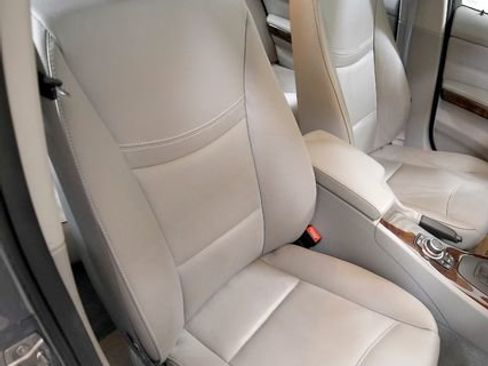 Used 2011 BMW 335d Sedan image 9