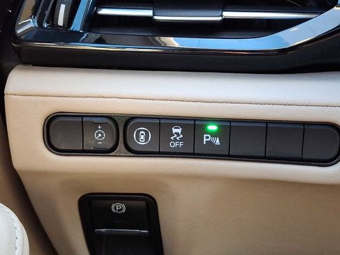 Used 2023 Acura MDX SH-AWD w/ Technology Package image 26