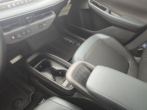 New 2026 Nissan Leaf Platinum+ FWD image 29