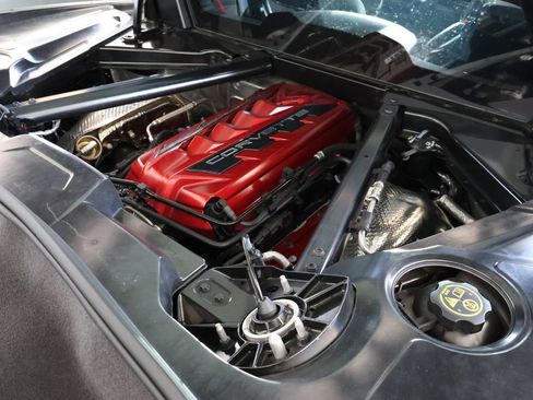 Used 2023 Chevrolet Corvette Stingray Preferred Cpe w/ Z51 Performance Package RWD image 18