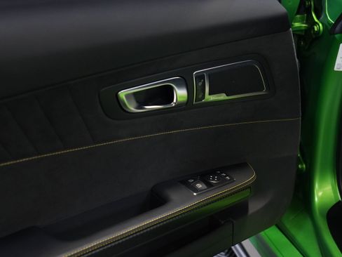Used 2018 Mercedes-Benz AMG GT R image 22