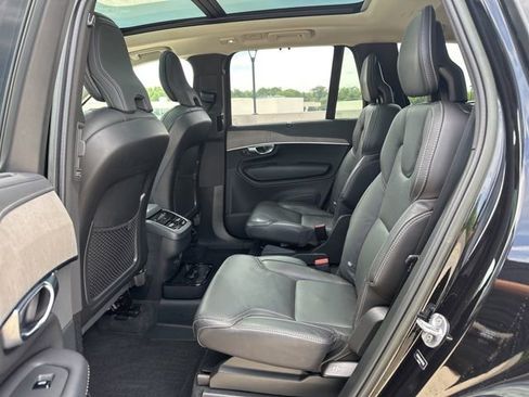 Certified 2023 Volvo XC90 B6 Ultimate AWD/4WD image 12