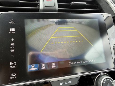Used 2016 Honda Civic Touring image 24