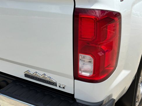 Used 2017 Chevrolet Silverado 1500 LT w/ High Desert Package AWD/4WD image 25