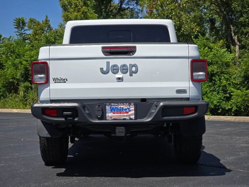 Used 2021 Jeep Gladiator Overland AWD/4WD image 9