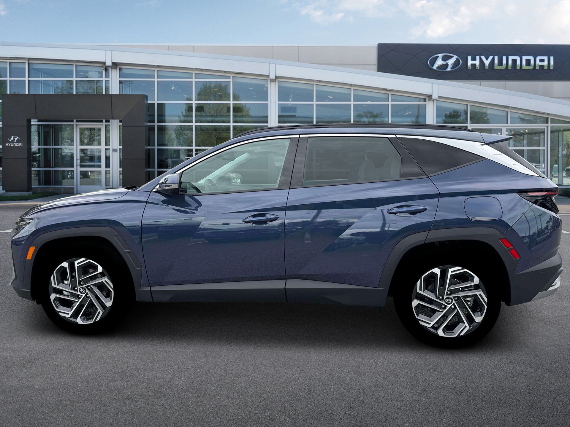 New 2026 Hyundai Tucson Limited AWD/4WD image 3
